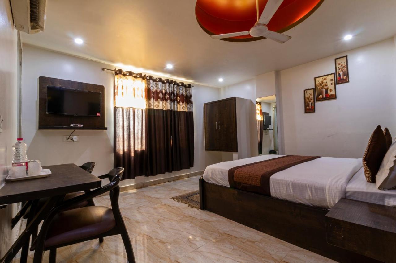 Hotel The Amour Dx Near Igi Airport Delhi Nova Deli Exterior foto