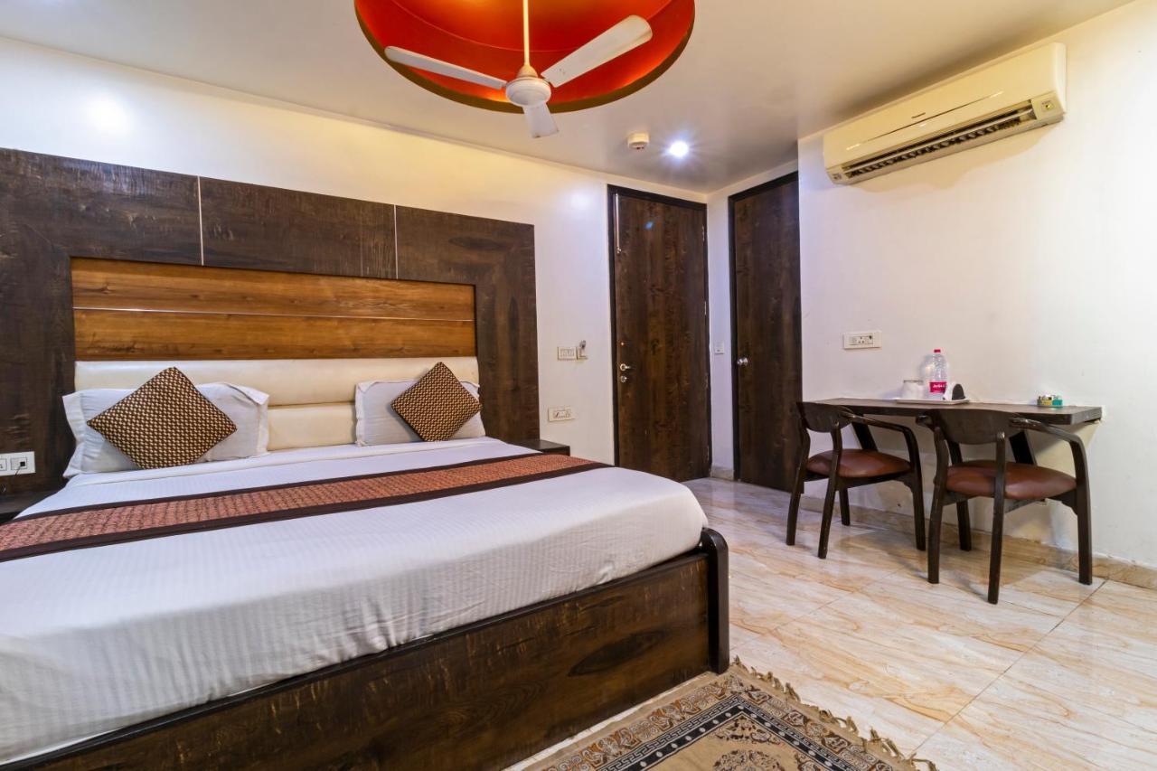 Hotel The Amour Dx Near Igi Airport Delhi Nova Deli Exterior foto
