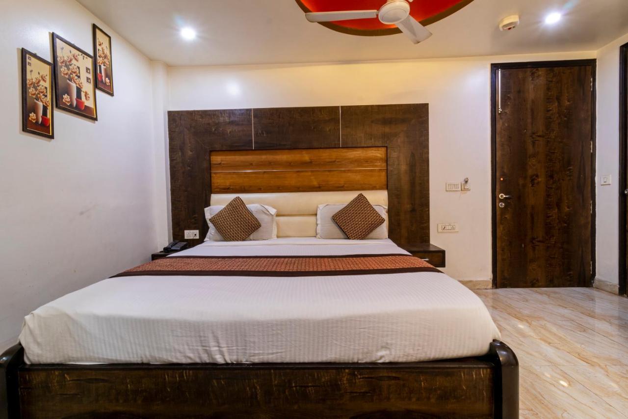 Hotel The Amour Dx Near Igi Airport Delhi Nova Deli Exterior foto